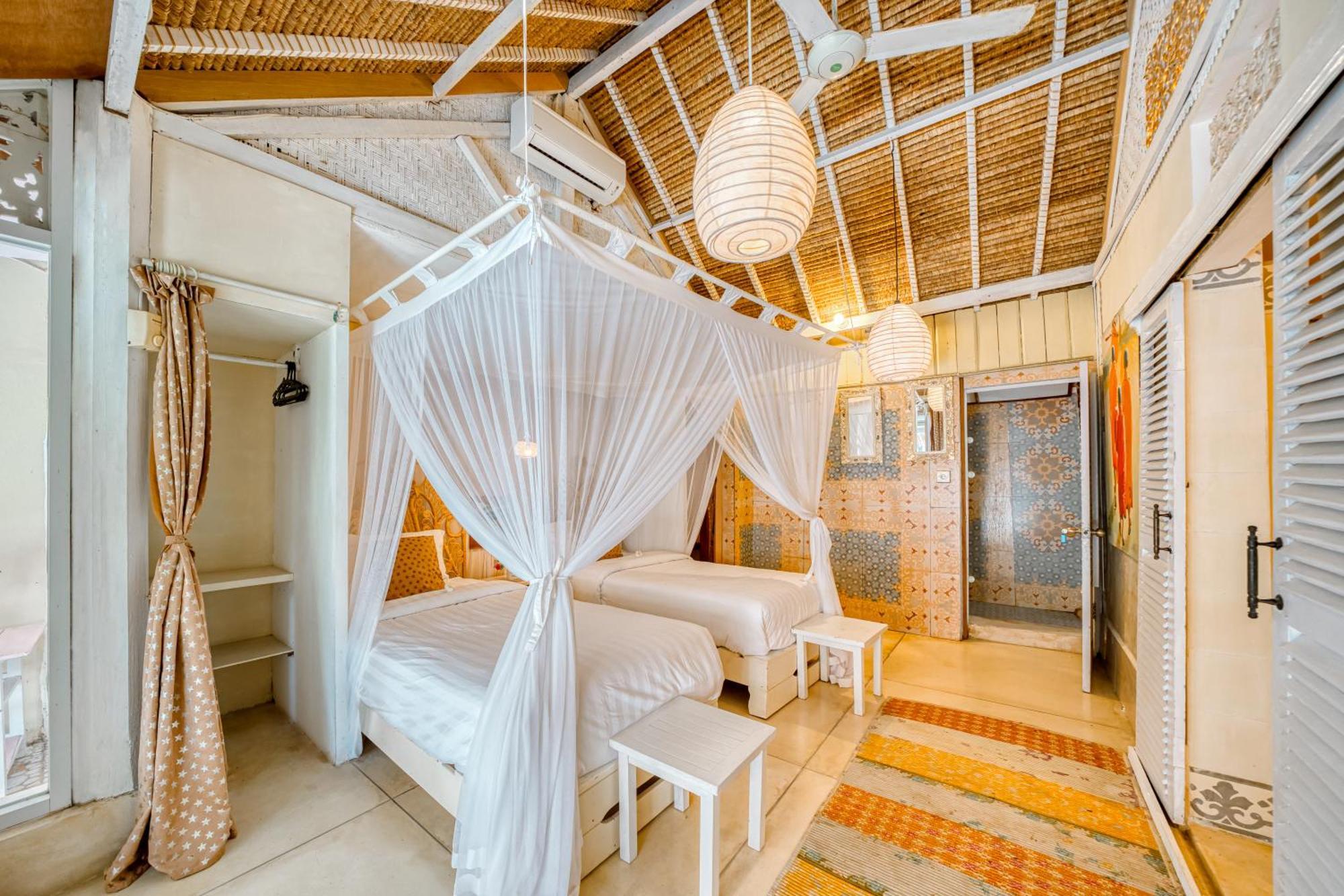 Villa Kalis, 10 Bedroom Family And Group Villa เซมินยัค ภายนอก รูปภาพ