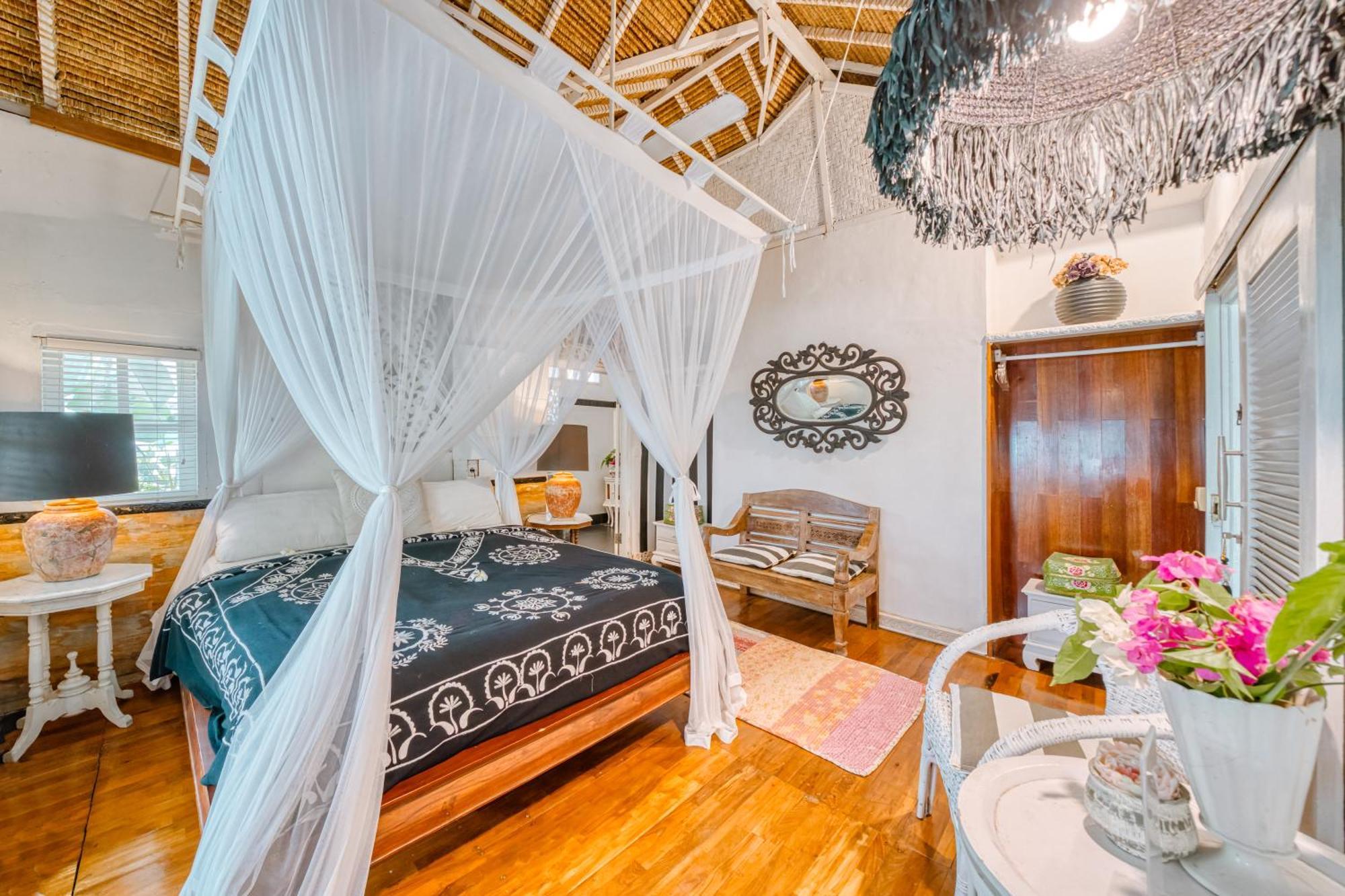 Villa Kalis, 10 Bedroom Family And Group Villa เซมินยัค ภายนอก รูปภาพ