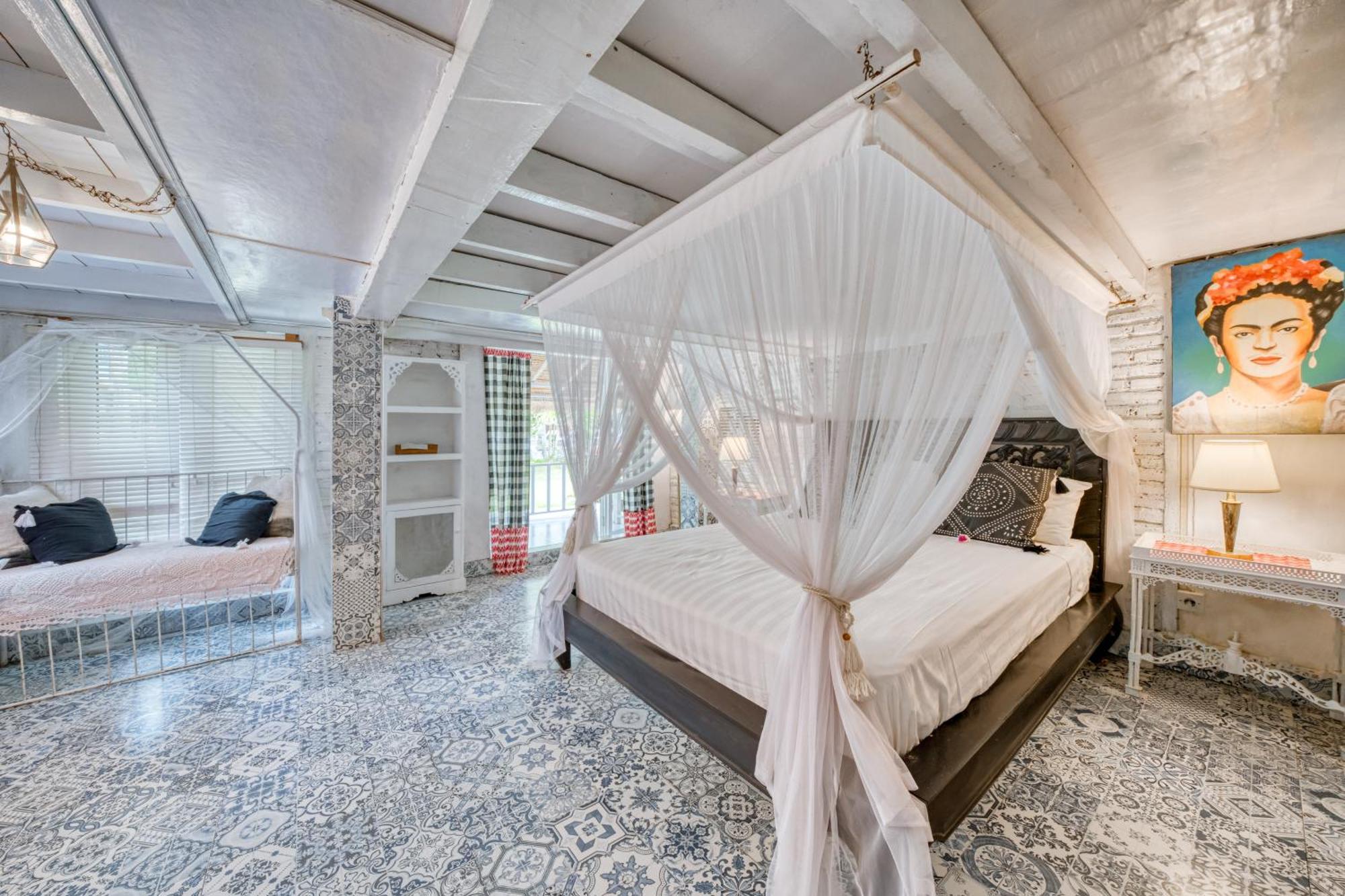 Villa Kalis, 10 Bedroom Family And Group Villa เซมินยัค ภายนอก รูปภาพ