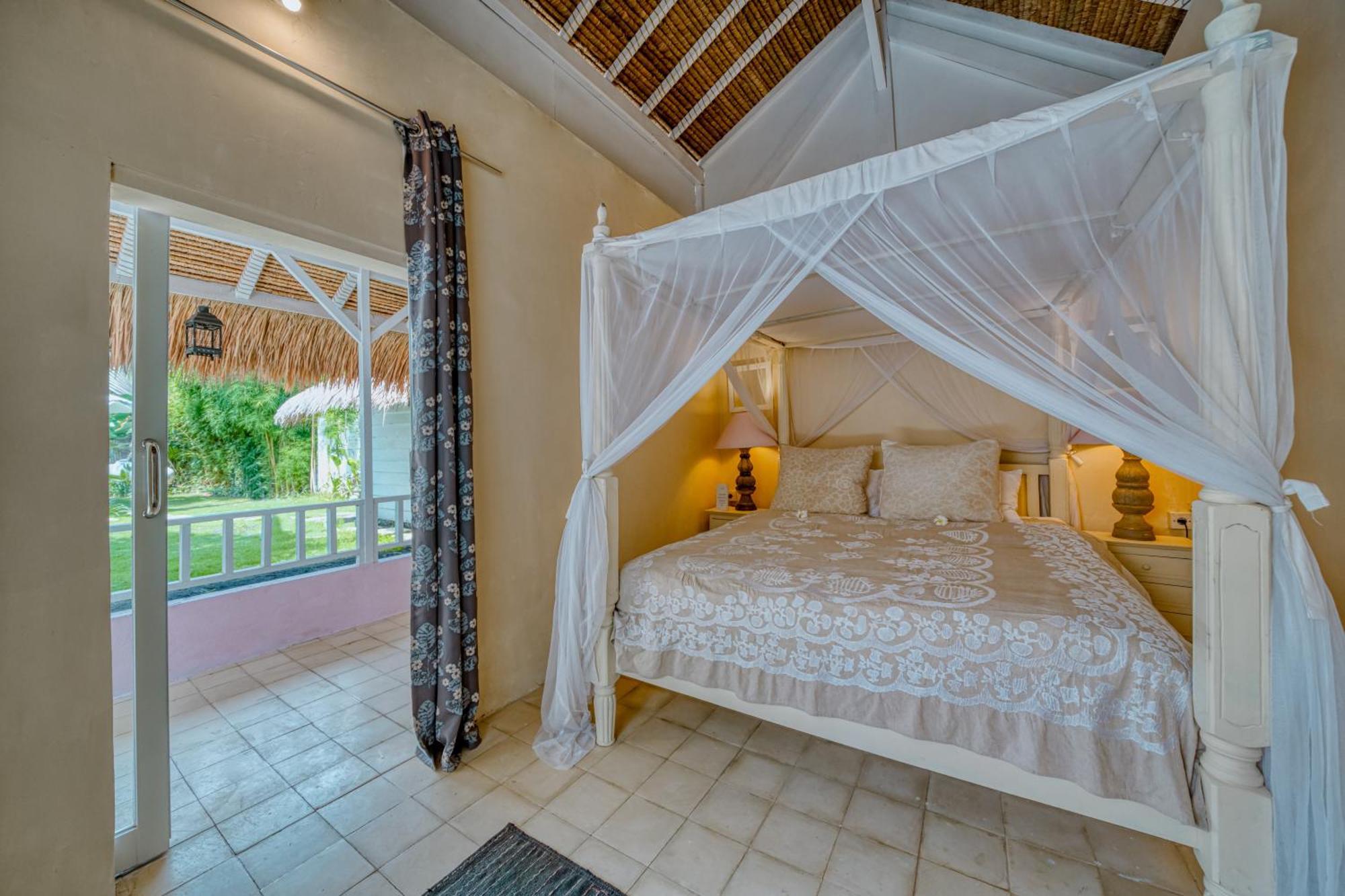 Villa Kalis, 10 Bedroom Family And Group Villa เซมินยัค ภายนอก รูปภาพ